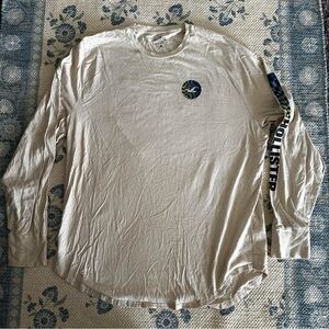 Hollister Men's Beige Long Sleeve Tee